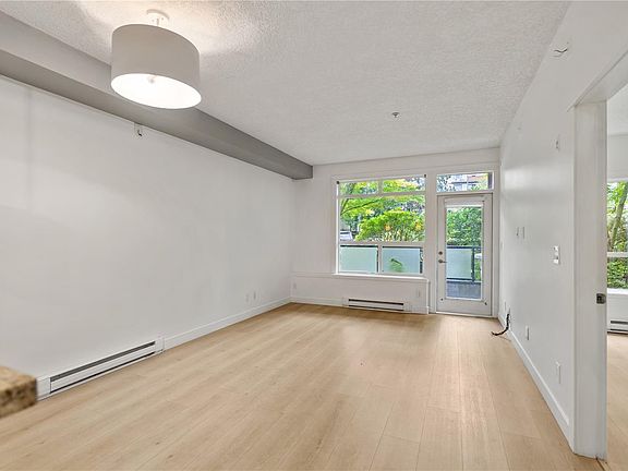 5th image of 2710 Jacklin Rd #116