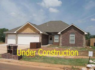 1509 Mead Ln, Moore, OK 73160