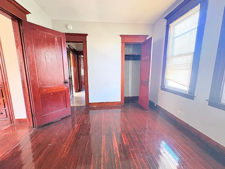 70 Peck Ave #2 — Photo 8