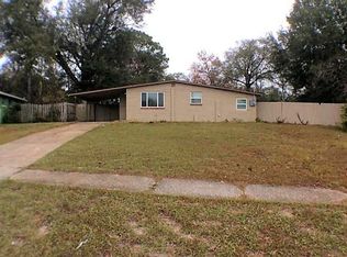 301 Canis Dr S, Orange Park, FL 32073