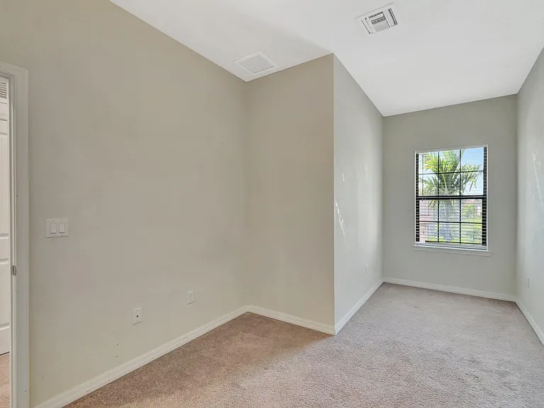 2854 Bard St — Photo 21
