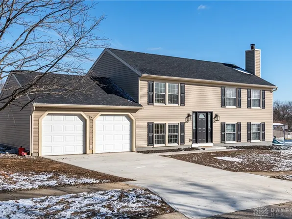 2387 Cross Village Dr, Miamisburg, OH 45342