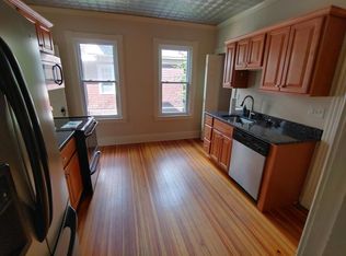 276 Oxford St #2, Hartford, CT 06105