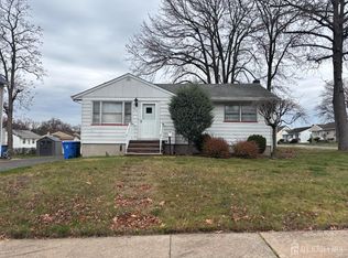 344 Charles St, Iselin, NJ 08830