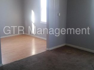 5812 N 24th St, Omaha, NE 68110