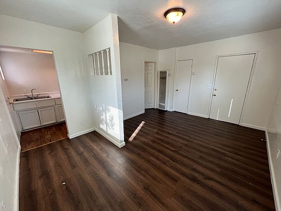 3rd image of 266 W Belleview Ave #1