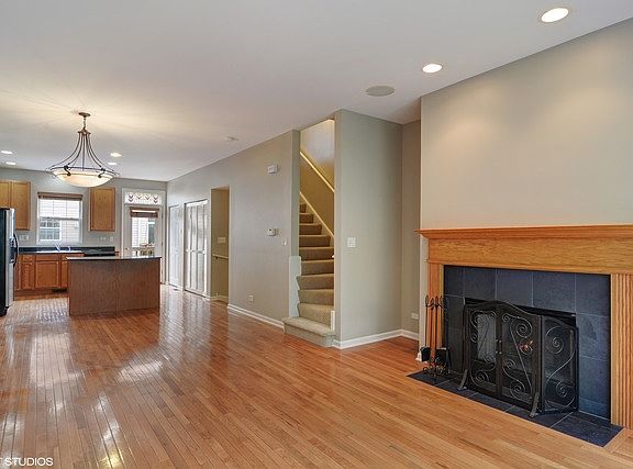 3rd image of 1812 N Rockwell St Unit C