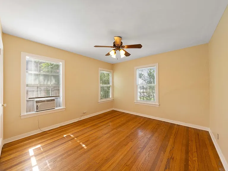 229 Alexander Hamilton Dr #1 — Photo 16