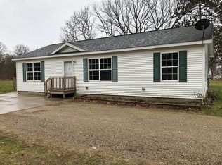 810 N Nursery St, Lawton, MI 49065