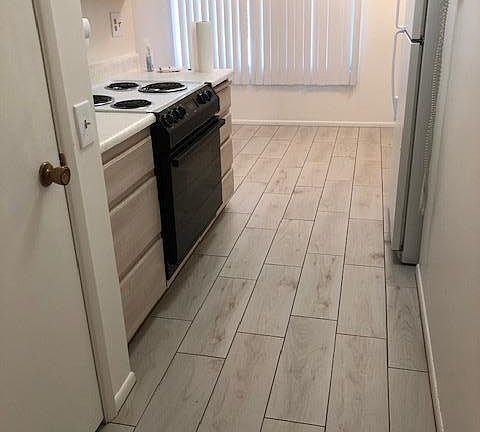 5th image of 10020 W Coggins Dr