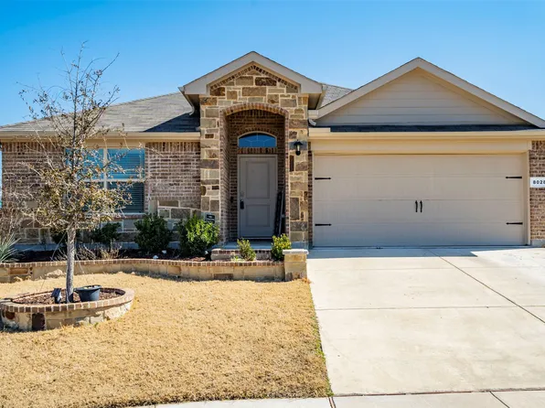 8028 Muddy Creek Dr, Fort Worth, TX 76131