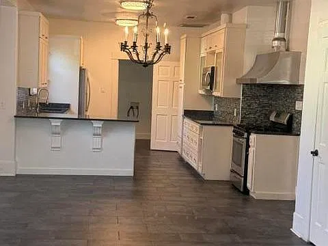6818 Webster St — Photo 2