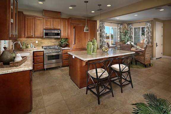 4th image of 5590 Carew Way