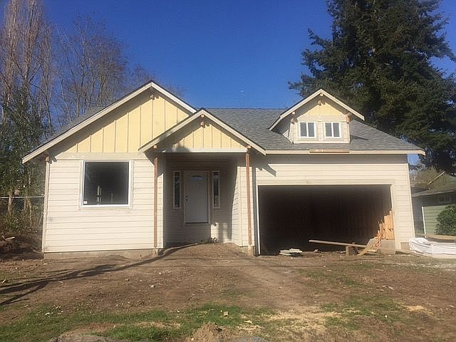1st image of 2958 38th Ave NE