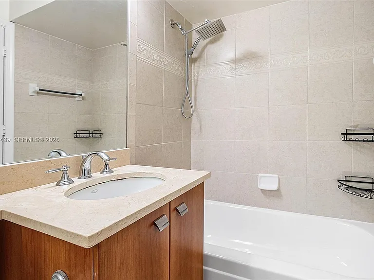 1011 Crystal Way #N — Photo 7