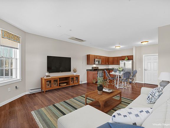 5th image of 100 Alden Street Unit 233