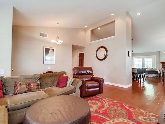 3rd image of 11333 Turtleback Ln