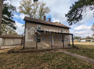 402 S Jefferson St, Raymore, MO 64083