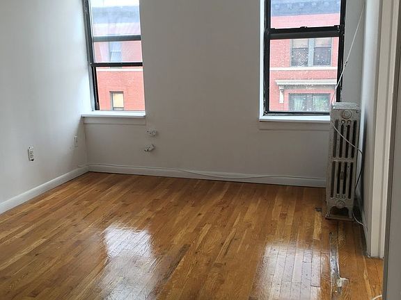 2nd image of 3096 12th St APT 7