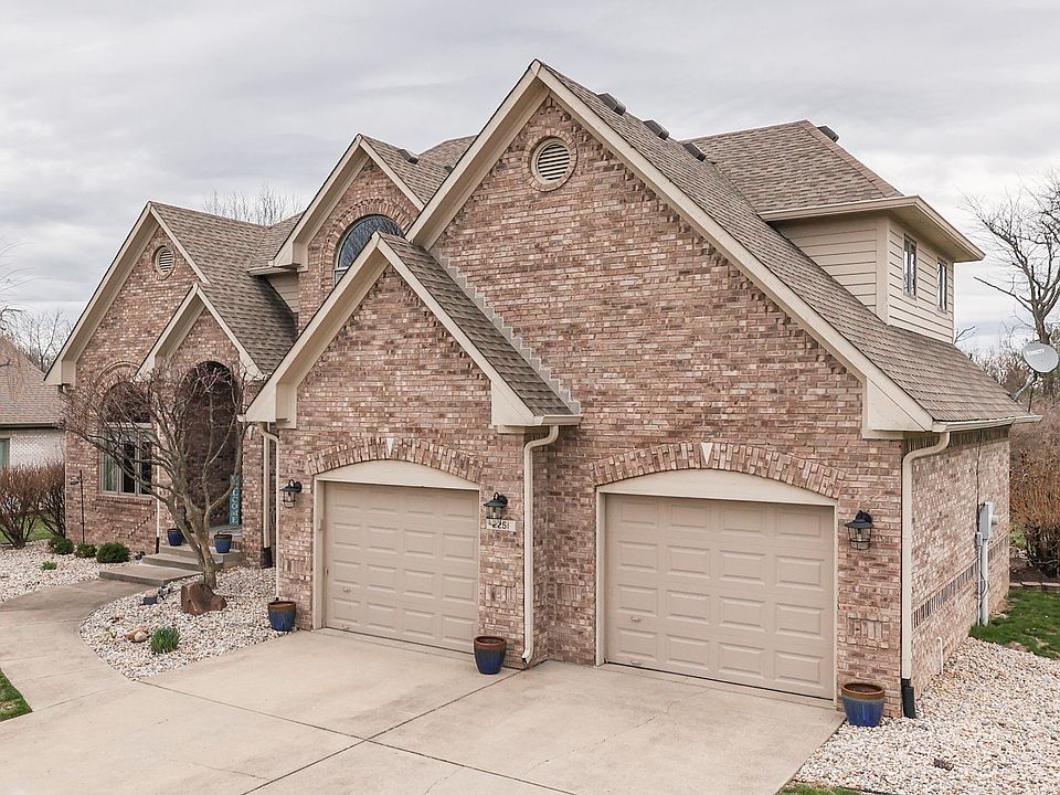 2251 Willow Lakes Blvd E, Greenwood, IN 46143 MLS 21910796 Zillow