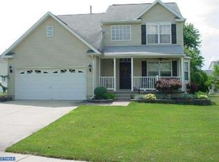 41 Bisbee Dr, Burlington, NJ 08016