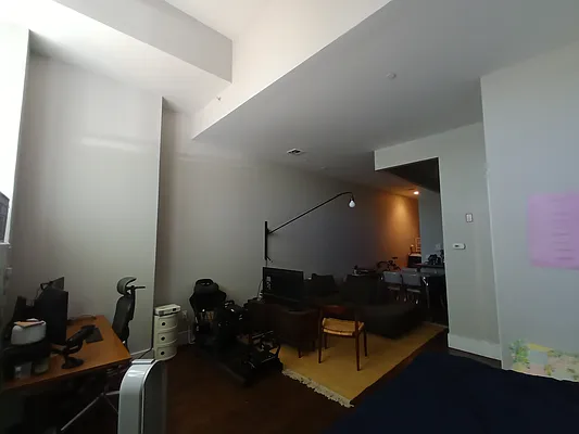 Rented by City Vista Inc | media 19