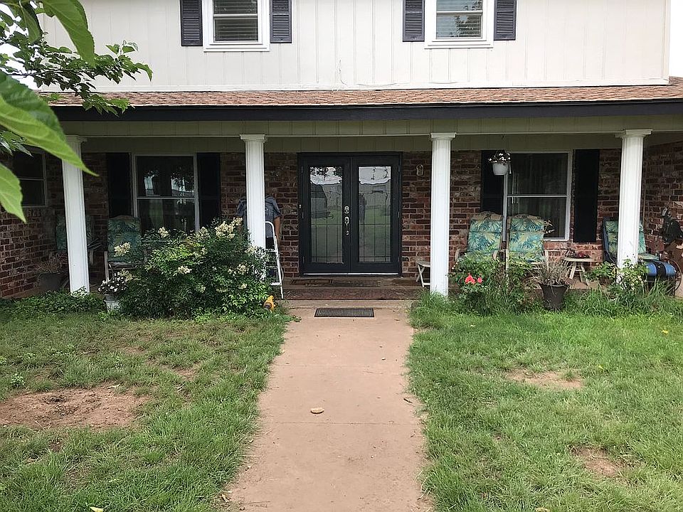 2nd image of 3651 Hayter Rd