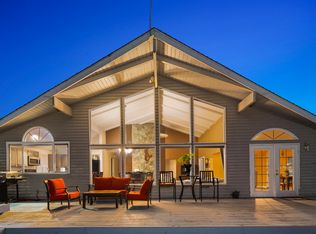 1417 Beach Dr, Camano Island, WA 98282