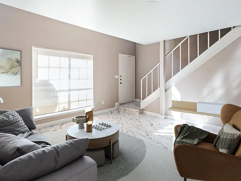 Town Park Apartments — Photo 11