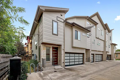 1205 Elm St #8 Photo 1