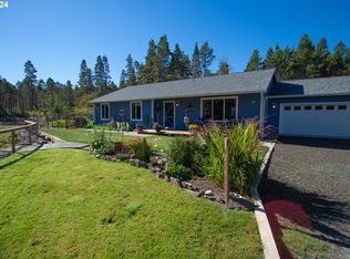 58714 Chanterelle Dr, Bandon, OR 97411