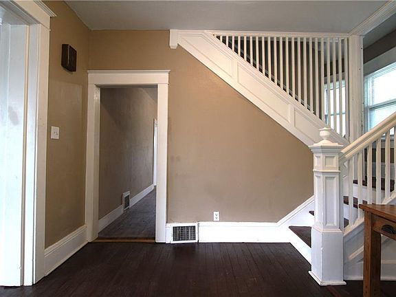 2nd image of 702 McDonald St