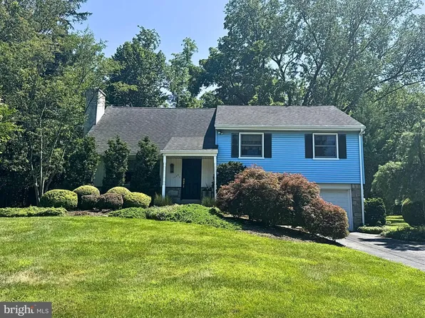 1229 Hoffman Rd, Ambler, PA 19002