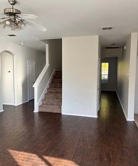 854 Crockett Dr — Photo 8