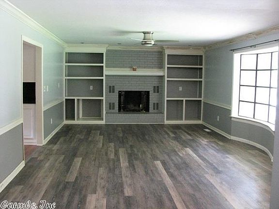 3rd image of 37 Julia Dr