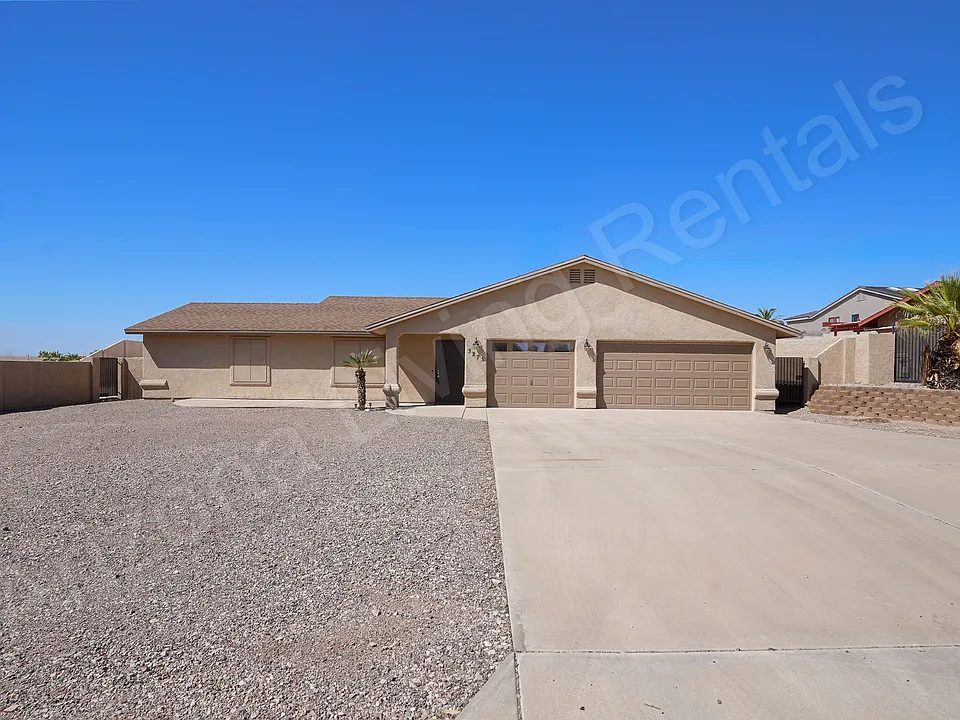 3275 Baysinger Dr