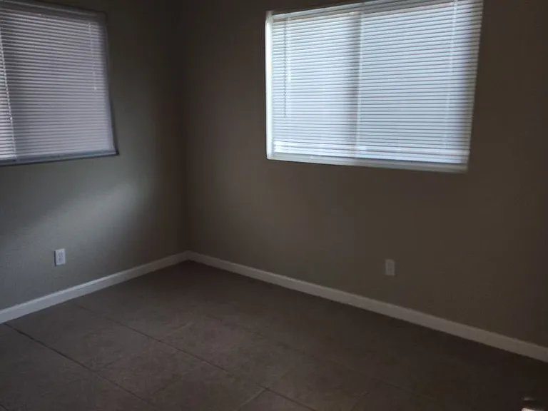 2801 Tully Rd — Photo 10