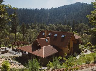 370 River Bend Rd, Willow Creek, CA 95573