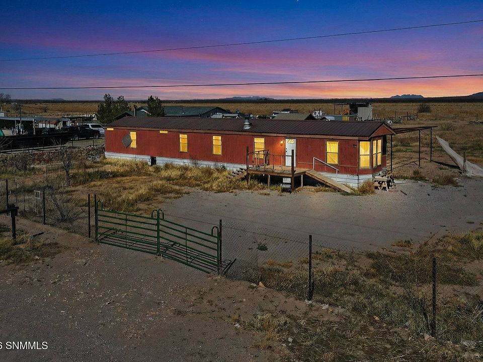 1st image of 110 Cebolla Ln