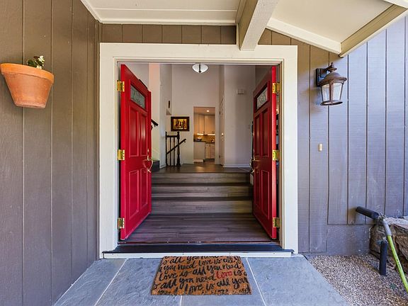 5th image of 15 Glen Court