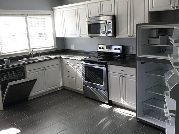 Newly updated kitchen!