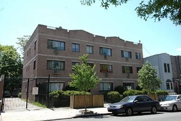 Sold by Remax Real Estate Professionals | media 9