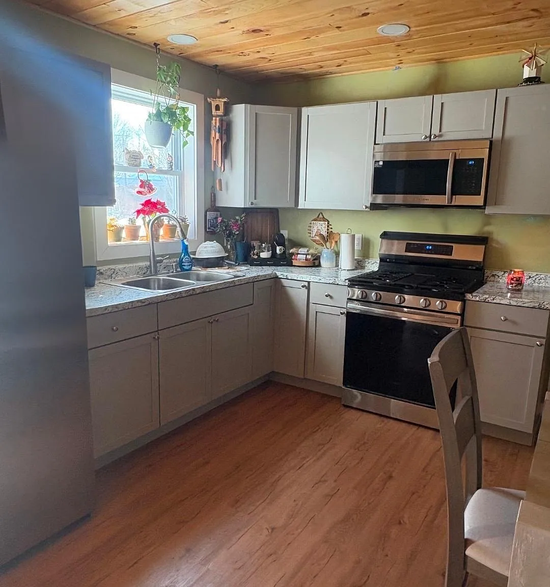 1 bed, 672 sqft, $1,800 — Photo 2