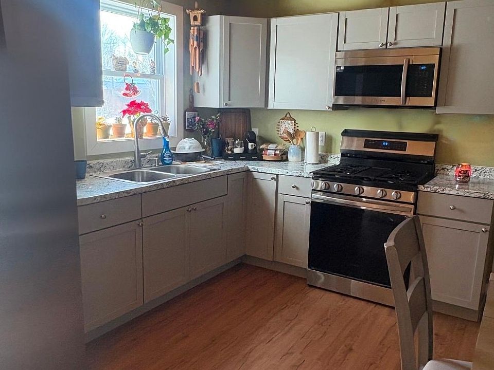 2nd image of 342 Thompson Hill Rd #1R