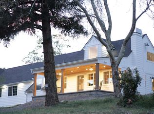 3378 W Griffin Creek Rd, Medford, OR 97501