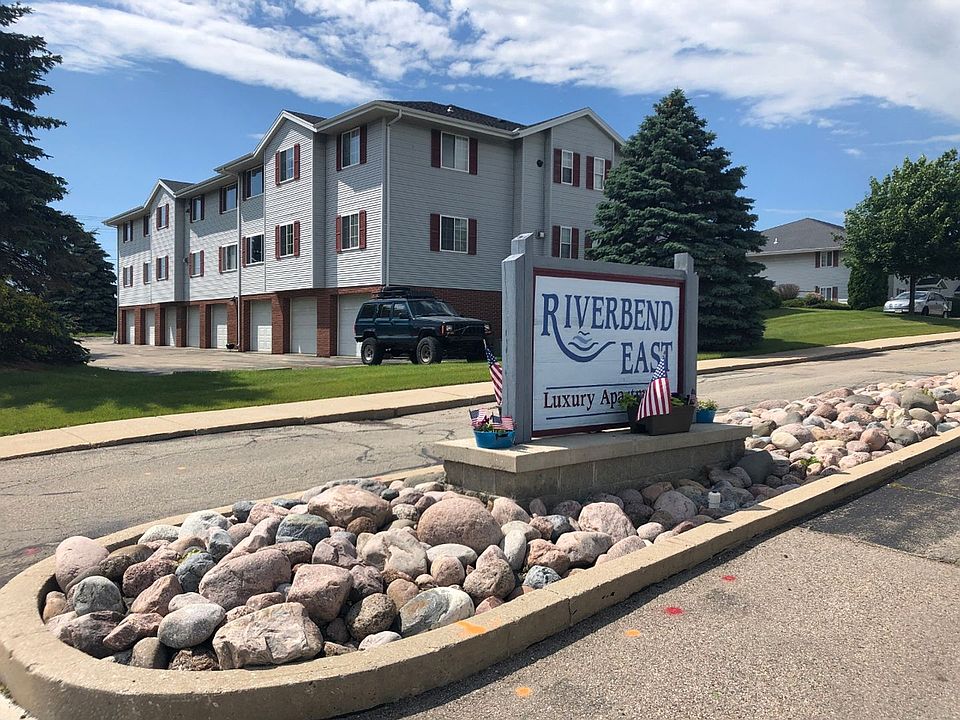 North Riverbend 10221024 1028 Riverbend Dr Hartford WI Zillow