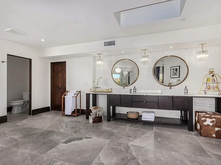5655 N Camelback Canyon Dr — Photo 49