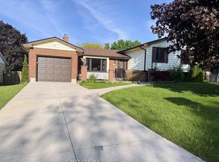 30 Cowan Ave, London, ON N6C 4E6