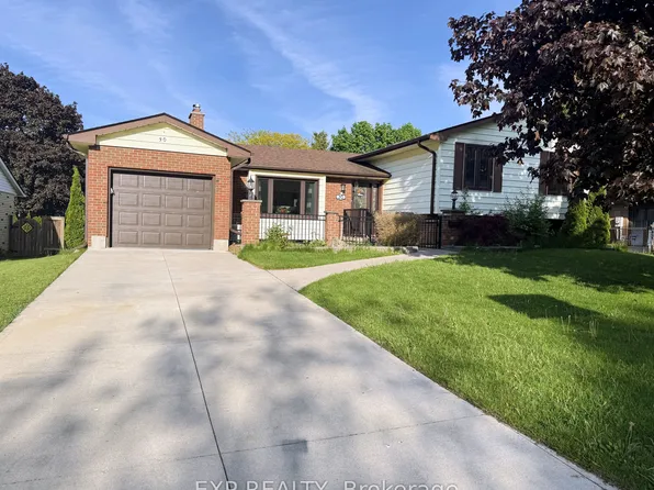 30 Cowan Ave, London, ON N6C 4E6