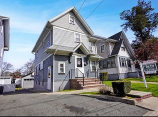 15 Baker Pl, Staten Island, NY 10310
